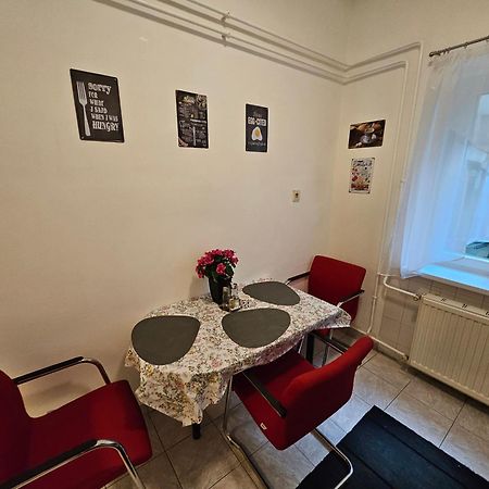 Pet Friendly 2Bdr Apartment Budapest Esterno foto